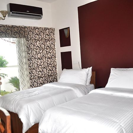 The Bhopal Grande Hotel Exterior photo